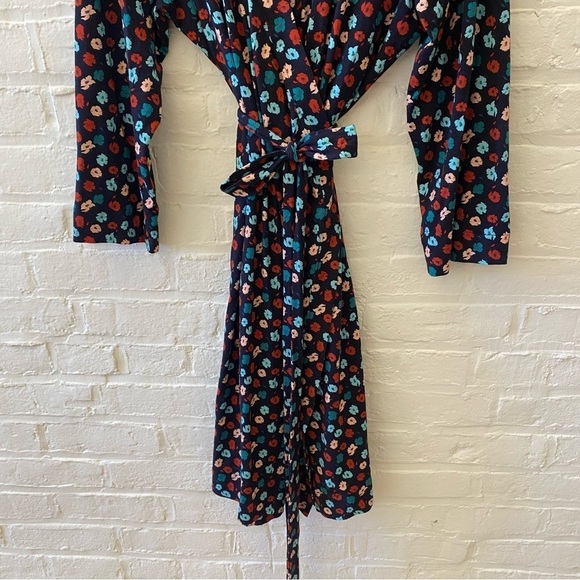 Tucker || Rachel Bamboo Jersey Wrap Dress Floral Navy Blue 2X - Picture 3 of 6